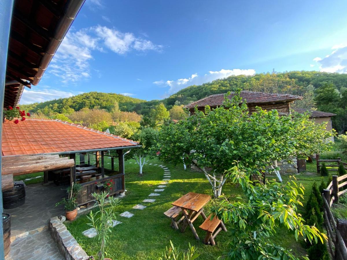 Konak Tosa Poganovo Exterior foto